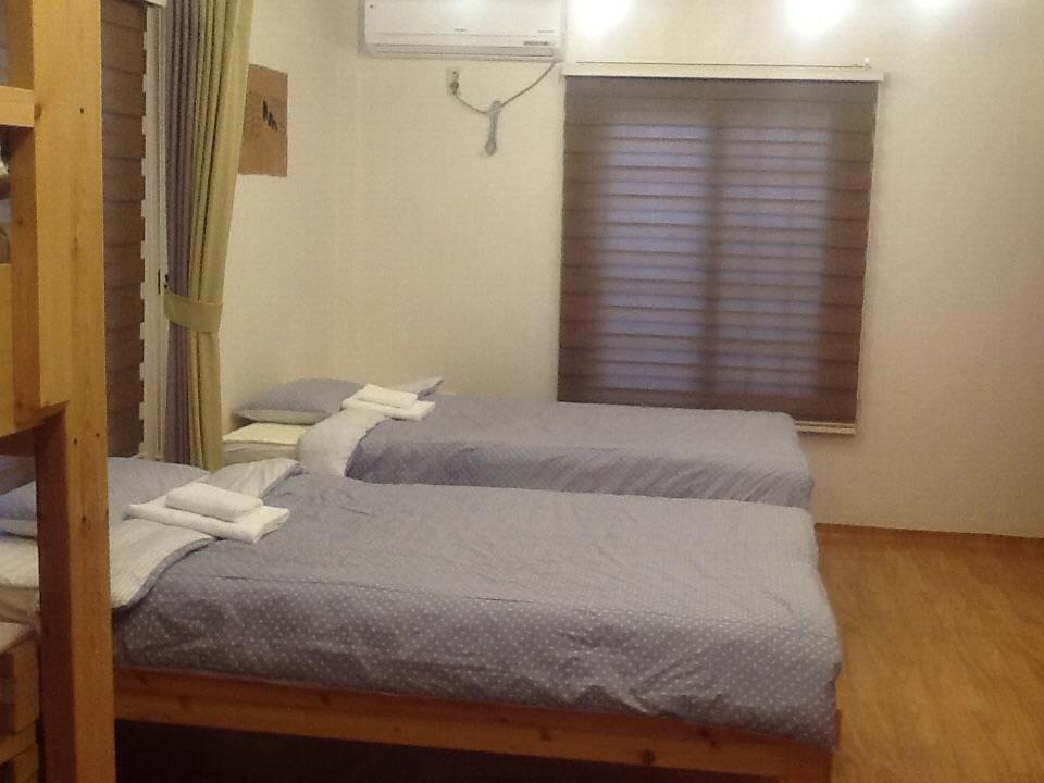 Geoje Ton Ton Guesthouse Eksteriør billede