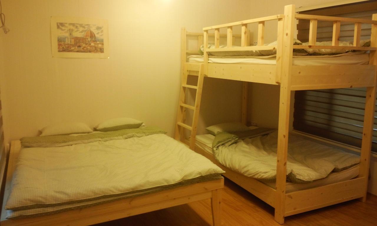 Geoje Ton Ton Guesthouse Eksteriør billede