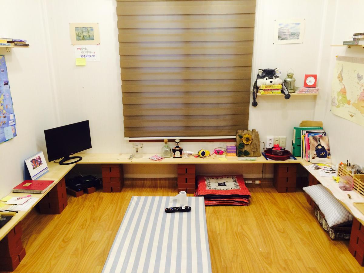 Geoje Ton Ton Guesthouse Eksteriør billede